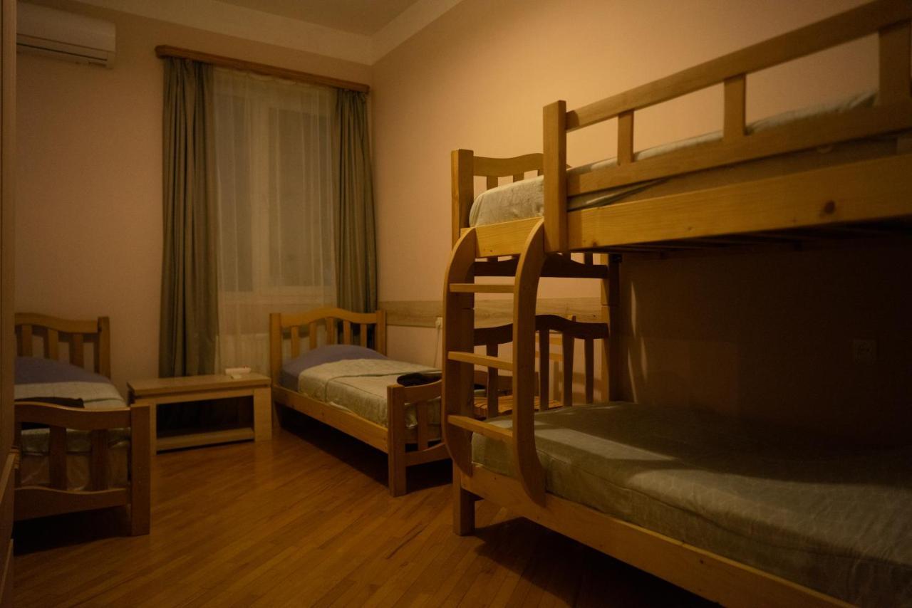 Guesthouse Hillside Tbilisi Esterno foto
