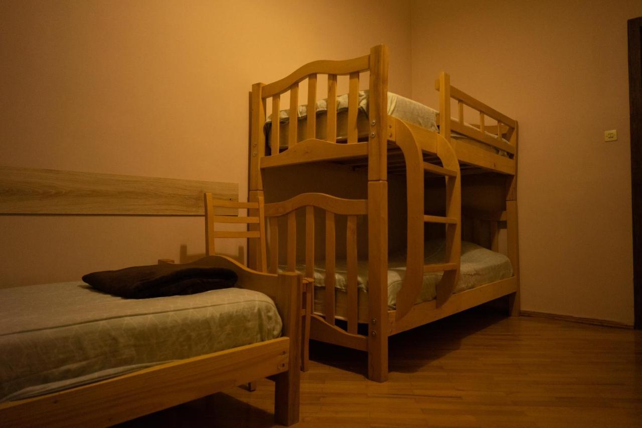 Guesthouse Hillside Tbilisi Esterno foto