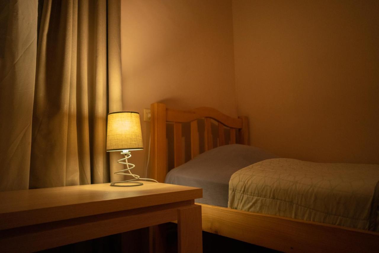 Guesthouse Hillside Tbilisi Esterno foto