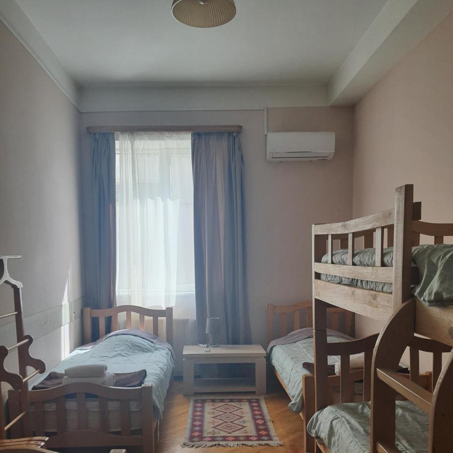 Guesthouse Hillside Tbilisi Esterno foto