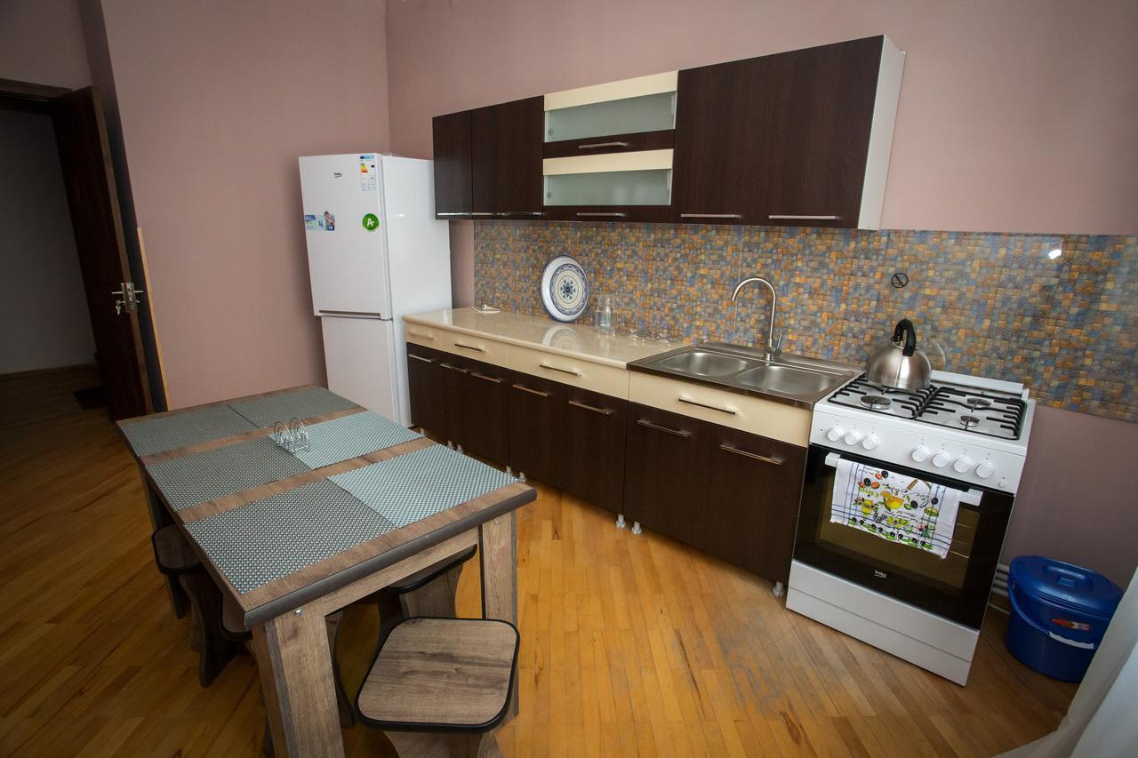 Guesthouse Hillside Tbilisi Esterno foto