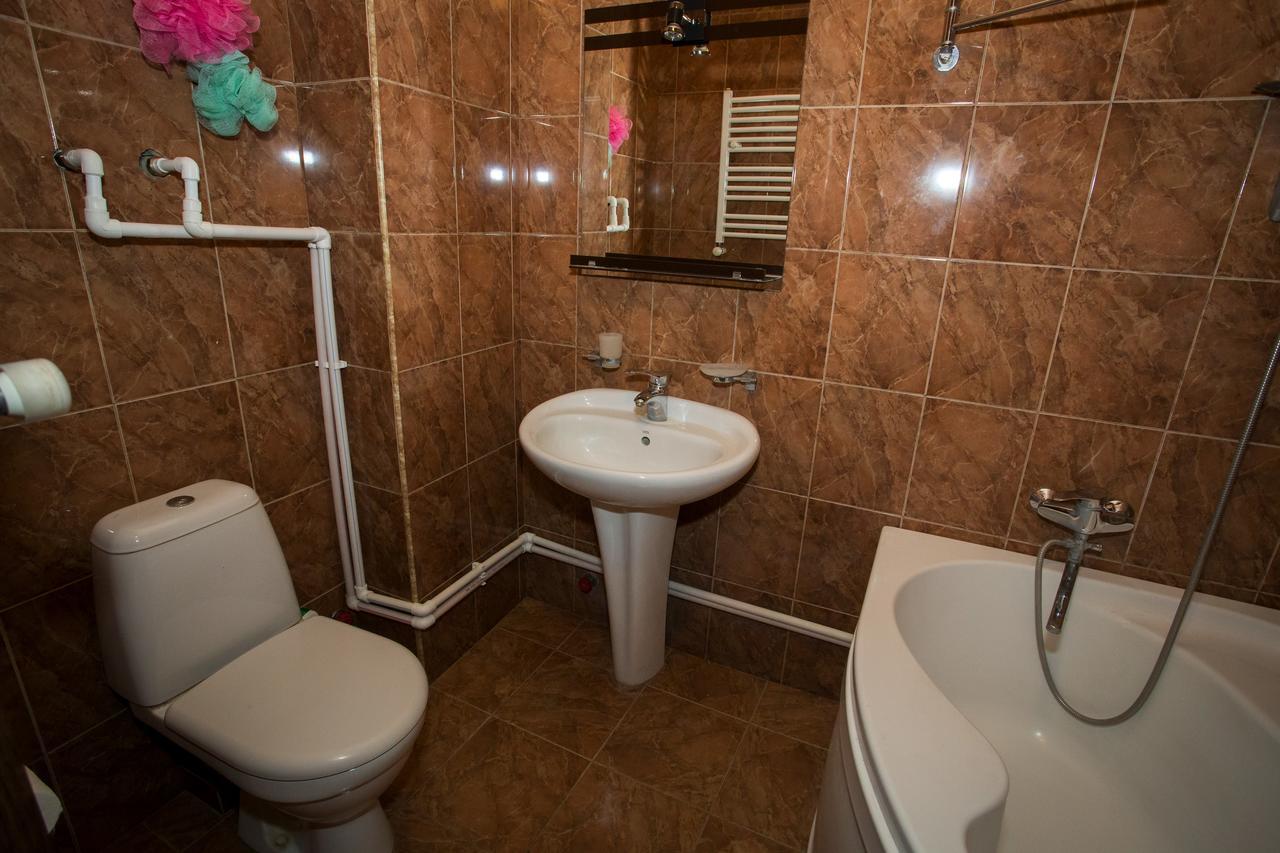 Guesthouse Hillside Tbilisi Esterno foto